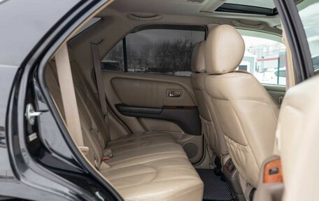 Lexus RX IV рестайлинг, 2001 год, 920 000 рублей, 18 фотография