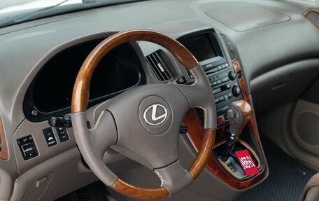 Lexus RX IV рестайлинг, 2001 год, 920 000 рублей, 11 фотография