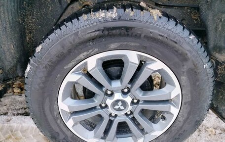 Mitsubishi L200 IV рестайлинг, 2021 год, 2 470 000 рублей, 14 фотография