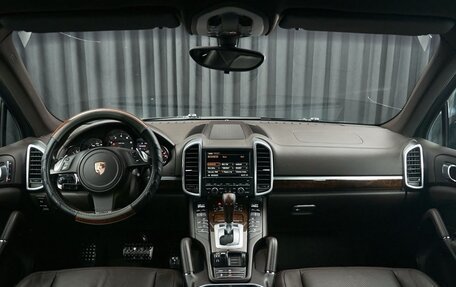 Porsche Cayenne III, 2011 год, 2 499 000 рублей, 7 фотография