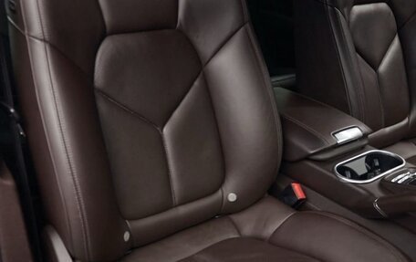 Porsche Cayenne III, 2011 год, 2 499 000 рублей, 12 фотография