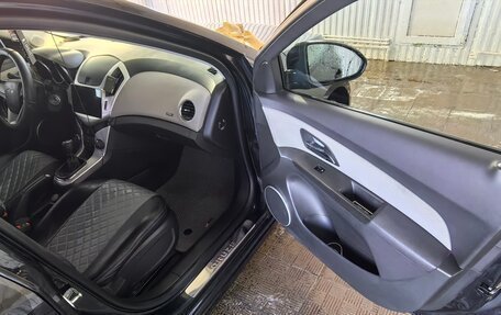 Chevrolet Cruze II, 2013 год, 1 000 000 рублей, 14 фотография