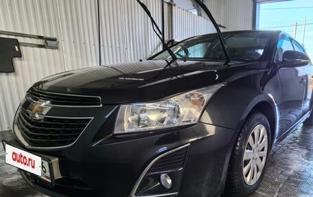 Chevrolet Cruze II, 2013 год, 1 000 000 рублей, 2 фотография