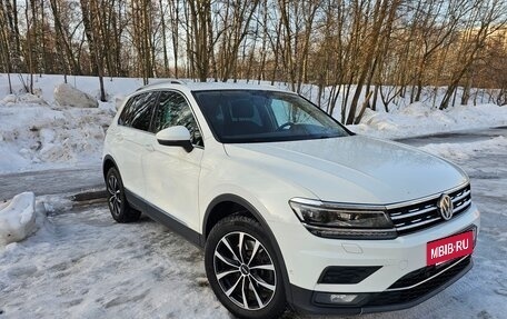 Volkswagen Tiguan II, 2017 год, 2 590 000 рублей, 6 фотография