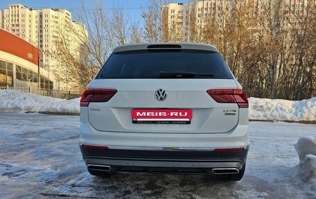 Volkswagen Tiguan II, 2017 год, 2 590 000 рублей, 10 фотография