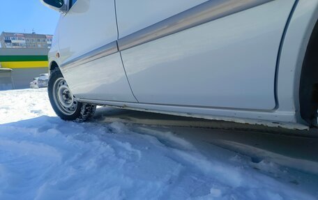 Toyota Raum I, 2002 год, 430 000 рублей, 12 фотография