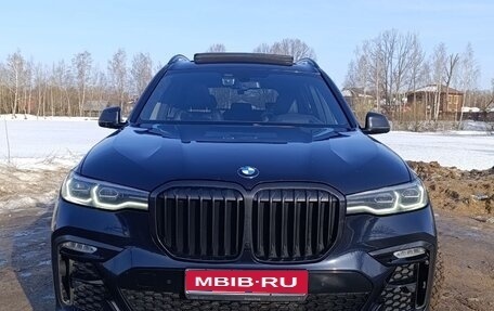 BMW X7, 2019 год, 5 600 000 рублей, 1 фотография
