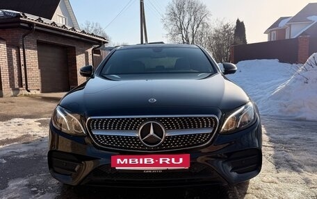 Mercedes-Benz E-Класс, 2020 год, 3 200 000 рублей, 2 фотография