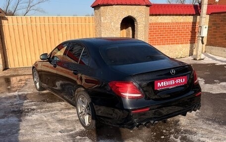 Mercedes-Benz E-Класс, 2020 год, 3 200 000 рублей, 5 фотография