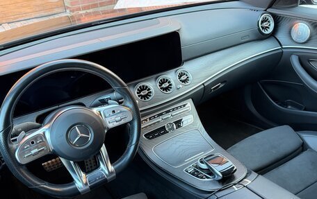 Mercedes-Benz E-Класс, 2020 год, 3 200 000 рублей, 11 фотография