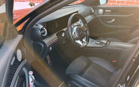 Mercedes-Benz E-Класс, 2020 год, 3 200 000 рублей, 14 фотография