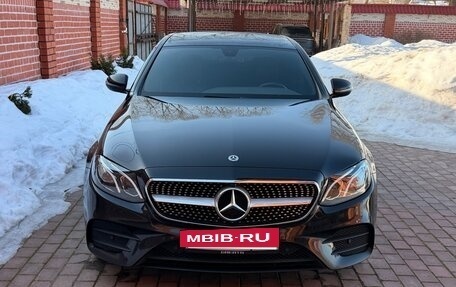 Mercedes-Benz E-Класс, 2020 год, 3 200 000 рублей, 22 фотография