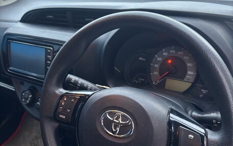 Toyota Vitz, 2019 год, 1 070 000 рублей, 8 фотография