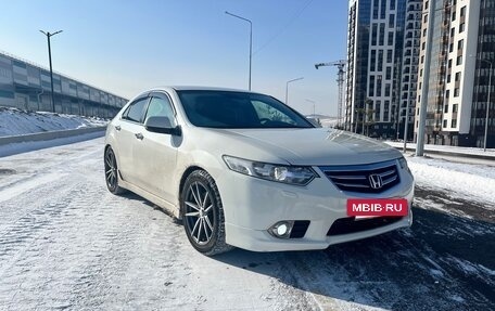 Honda Accord VIII рестайлинг, 2011 год, 1 550 000 рублей, 2 фотография