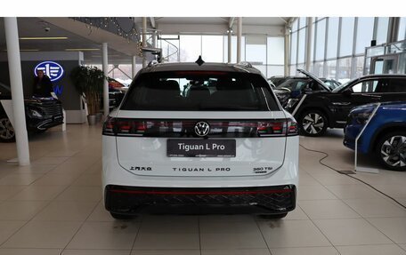 Volkswagen Tiguan, 2025 год, 5 360 000 рублей, 4 фотография