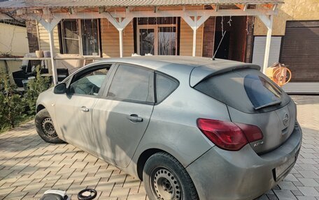 Opel Astra J, 2010 год, 420 000 рублей, 4 фотография