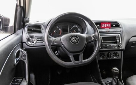Volkswagen Polo VI (EU Market), 2016 год, 778 000 рублей, 13 фотография