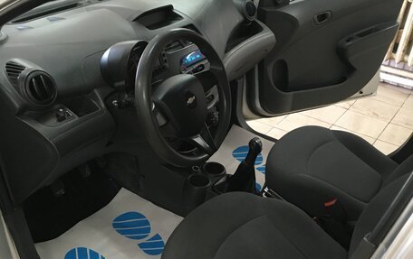 Chevrolet Spark III, 2011 год, 399 999 рублей, 2 фотография