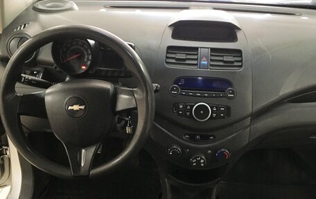 Chevrolet Spark III, 2011 год, 399 999 рублей, 10 фотография