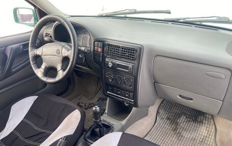 Volkswagen Polo III рестайлинг, 1998 год, 150 000 рублей, 28 фотография