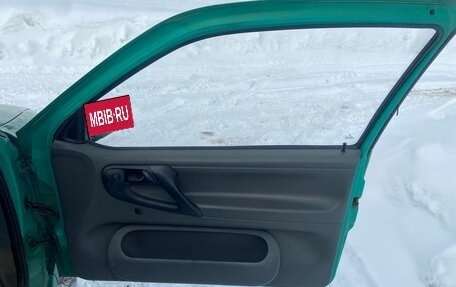 Volkswagen Polo III рестайлинг, 1998 год, 150 000 рублей, 24 фотография