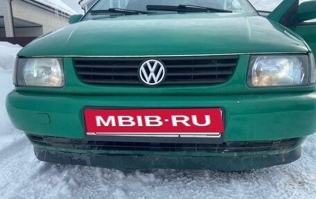 Volkswagen Polo III рестайлинг, 1998 год, 150 000 рублей, 35 фотография