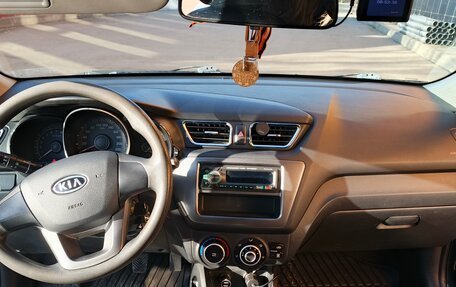 KIA Rio III рестайлинг, 2012 год, 660 000 рублей, 6 фотография