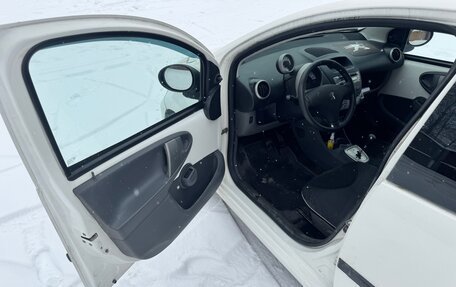 Peugeot 107 I рестайлинг, 2010 год, 280 000 рублей, 10 фотография