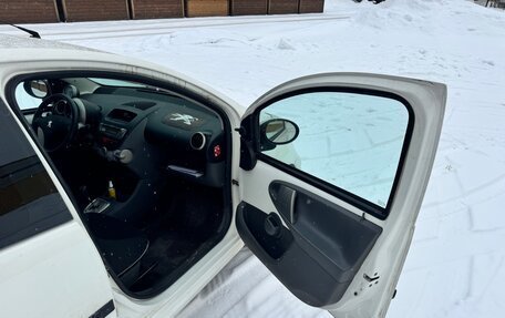 Peugeot 107 I рестайлинг, 2010 год, 280 000 рублей, 12 фотография