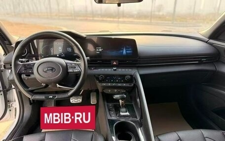 Hyundai Elantra, 2024 год, 1 850 002 рублей, 7 фотография