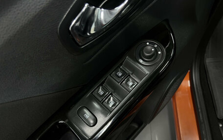 Renault Kaptur I рестайлинг, 2017 год, 1 575 000 рублей, 22 фотография