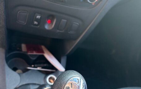 Renault Sandero II рестайлинг, 2019 год, 1 055 000 рублей, 6 фотография