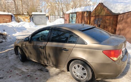 Chevrolet Cruze II, 2013 год, 800 000 рублей, 7 фотография