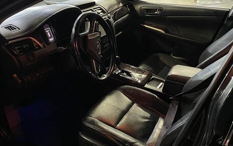 Toyota Camry, 2014 год, 1 970 000 рублей, 4 фотография