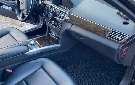 Mercedes-Benz E-Класс, 2012 год, 1 700 000 рублей, 13 фотография