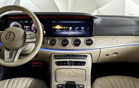 Mercedes-Benz CLS, 2018 год, 4 999 999 рублей, 15 фотография