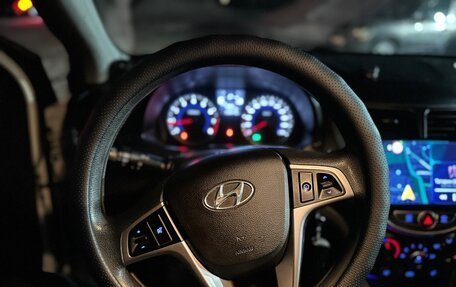 Hyundai Solaris II рестайлинг, 2015 год, 930 000 рублей, 6 фотография