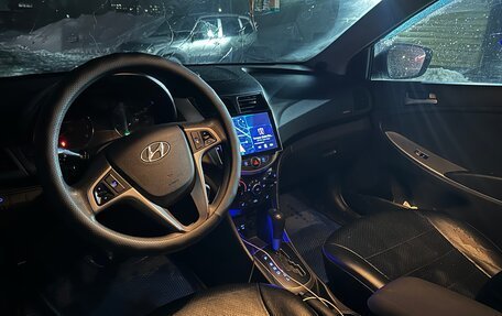 Hyundai Solaris II рестайлинг, 2015 год, 930 000 рублей, 5 фотография