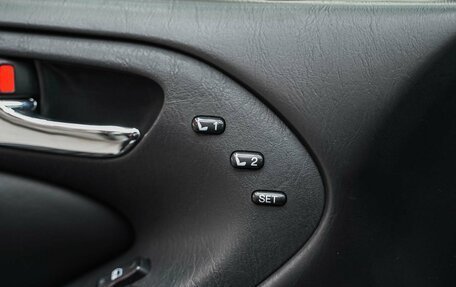 Lexus GS II рестайлинг, 2004 год, 1 095 000 рублей, 13 фотография