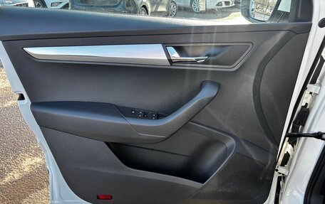 Skoda Karoq I, 2020 год, 2 398 000 рублей, 9 фотография