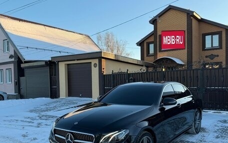 Mercedes-Benz E-Класс, 2019 год, 3 490 000 рублей, 1 фотография