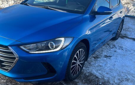 Hyundai Elantra VI рестайлинг, 2017 год, 845 000 рублей, 1 фотография