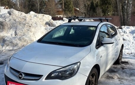 Opel Astra J, 2012 год, 620 000 рублей, 1 фотография