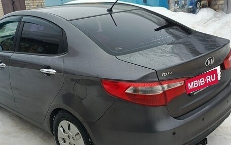 KIA Rio III рестайлинг, 2013 год, 600 000 рублей, 4 фотография