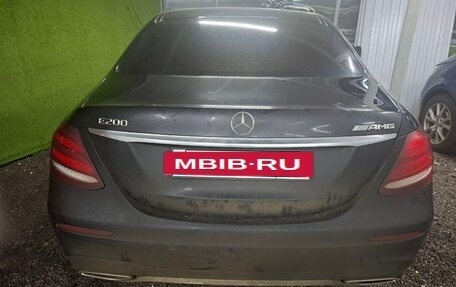 Mercedes-Benz E-Класс, 2019 год, 3 490 000 рублей, 12 фотография