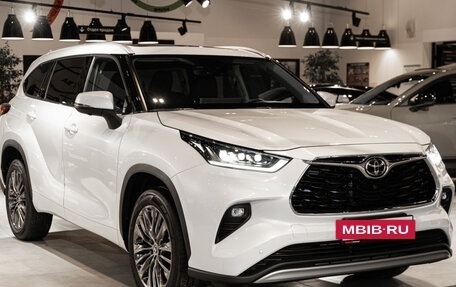 Toyota Highlander, 2025 год, 6 090 000 рублей, 3 фотография