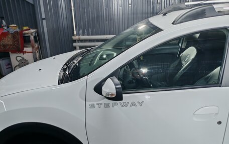 Renault Sandero II рестайлинг, 2019 год, 1 000 000 рублей, 3 фотография