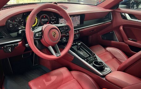 Porsche 911, 2019 год, 14 000 000 рублей, 8 фотография