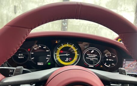 Porsche 911, 2019 год, 14 000 000 рублей, 10 фотография