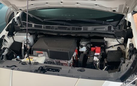 Nissan Leaf II, 2019 год, 2 050 000 рублей, 8 фотография